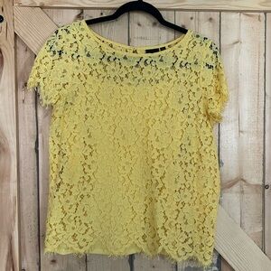 Yellow lace short sleeve top size Small